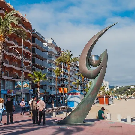 Hostel Loft Group Lloret de Mar