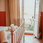 Loft Group Hostel *