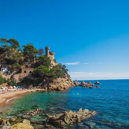 Loft Group Hostel Lloret de Mar