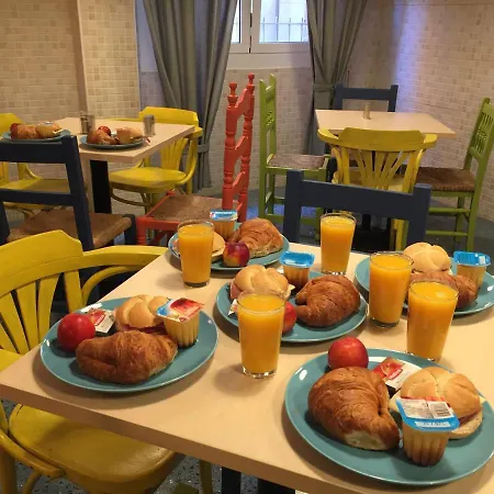 Loft Group Hostel Λορέτ Ντε Μαρ