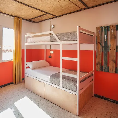 Loft Group Albergue *