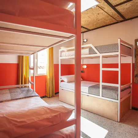 بيت شباب Loft Group