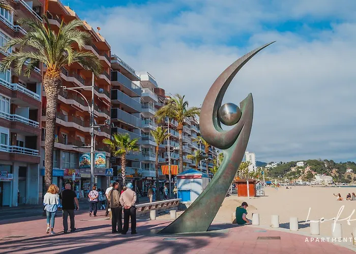 Hostel Loft Group Lloret de Mar