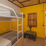 Vandrarhem Loft Group *