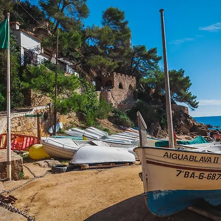 Hostel Loft Group Lloret de Mar