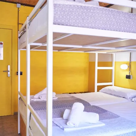 Loft Group 旅馆 滨海略雷特